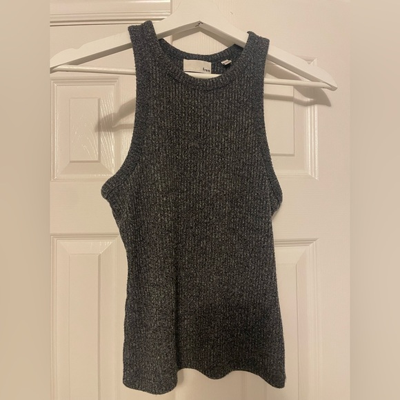Aritzia Wilfred free XXS tank top - Picture 2 of 4